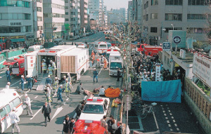 Tokyo_Subway_Sarin_Atack_1995-03-20.jpg